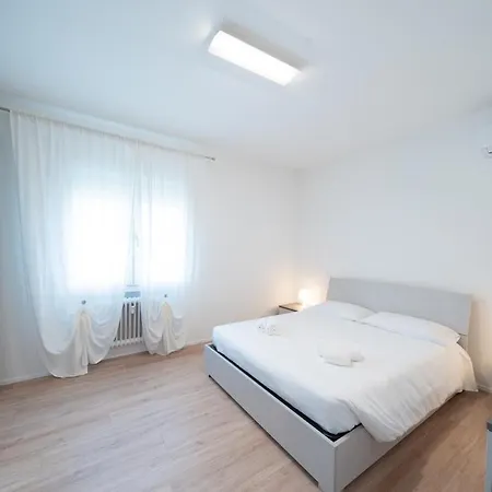 Casa Mantegna Апартаменты Тревизо